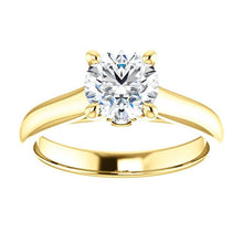 Four Claw Round Brilliant Solitare Engagement Ring - I Heart Moissanites