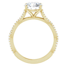 Round Brilliant Twist Style Engagement Ring