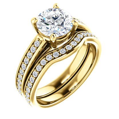 Round Brilliant Claw Set Style Engagement Ring